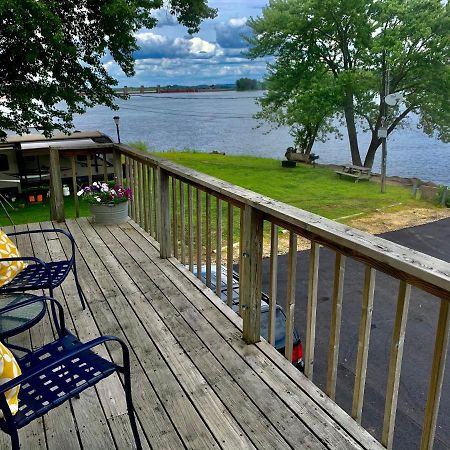 Mississippi River Cabin Bellevue Exteriér fotografie